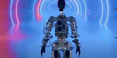 Yürüyen İnsansı Robot Optimus